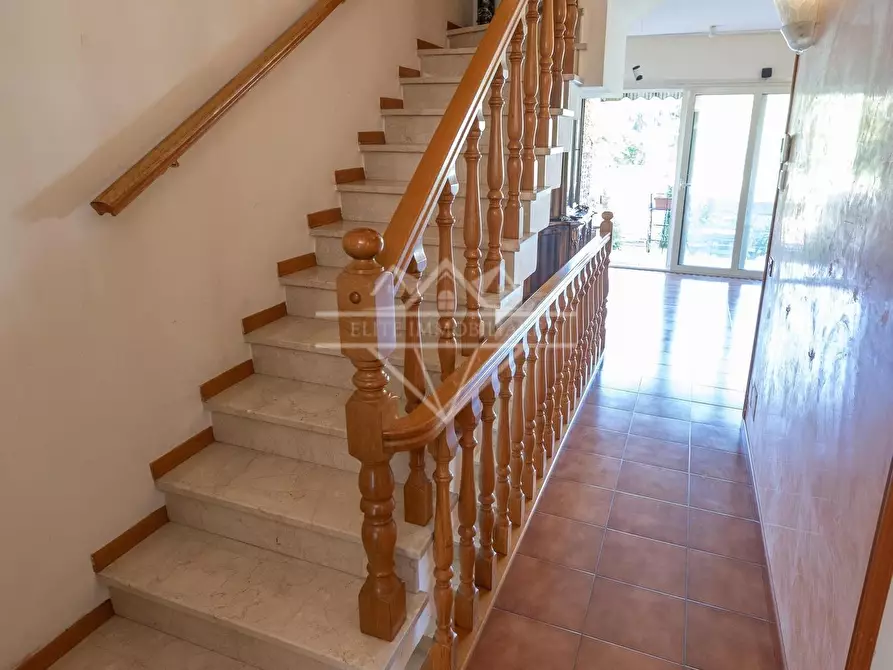 Immagine 18 di Villetta a schiera in vendita  a Ortonovo