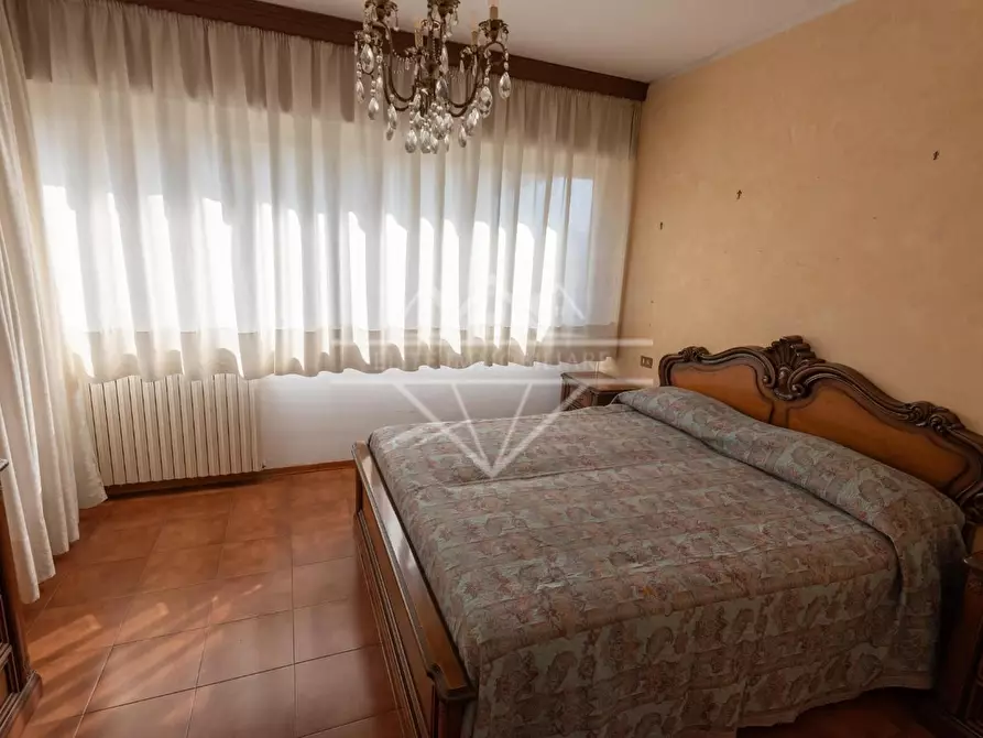 Immagine 17 di Villetta a schiera in vendita  a Ortonovo