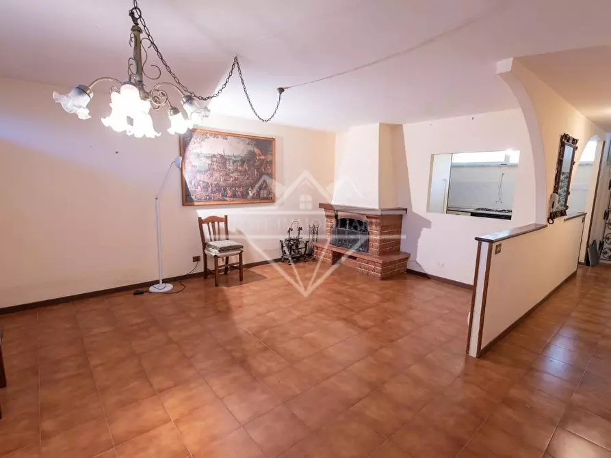 Immagine 19 di Villetta a schiera in vendita  a Ortonovo