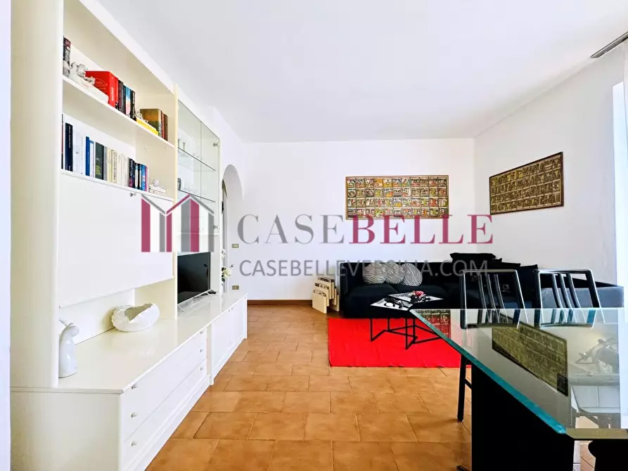 Immagine 11 di Appartamento in vendita  a Seravezza