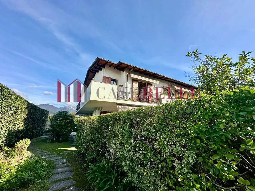 Immagine 31 di Appartamento in vendita  a Seravezza