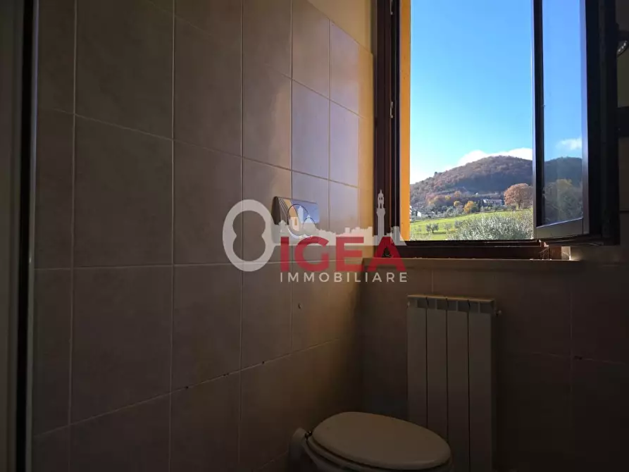 Immagine 17 di Appartamento in vendita  a Montepulciano