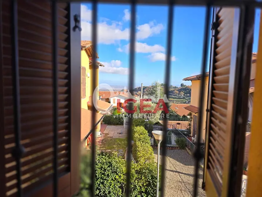 Immagine 12 di Appartamento in vendita  a Montepulciano