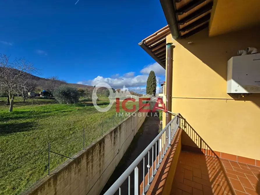 Immagine 11 di Appartamento in vendita  a Montepulciano