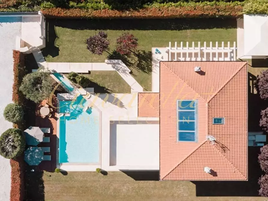 Immagine 2 di Villa in affitto  a Forte Dei Marmi