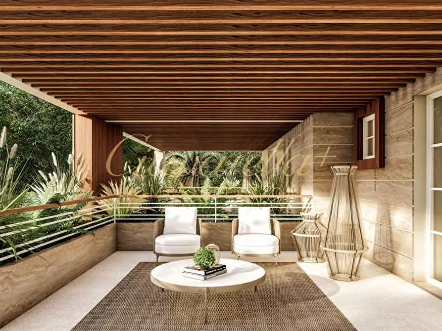 Immagine 9 di Villa in vendita  a Forte Dei Marmi