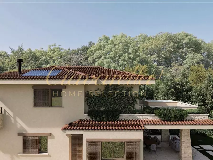 Immagine 6 di Villa in vendita  a Forte Dei Marmi