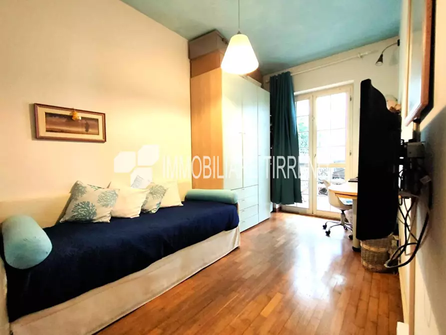 Immagine 8 di Appartamento in vendita  a Massa