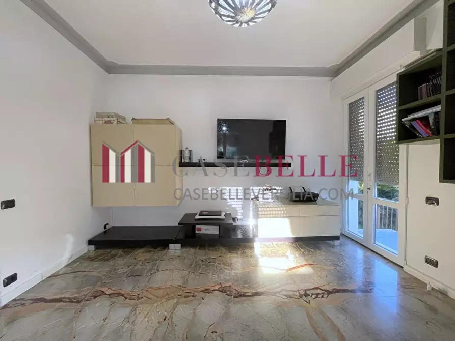 Immagine 7 di Casa indipendente in vendita  a Camaiore