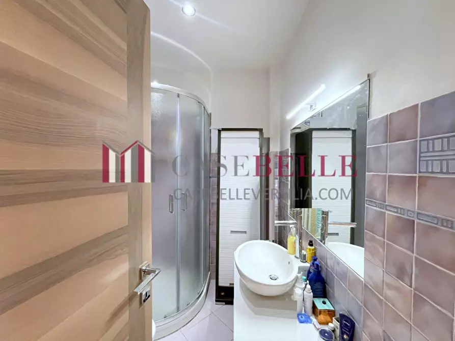 Immagine 19 di Casa indipendente in vendita  a Camaiore