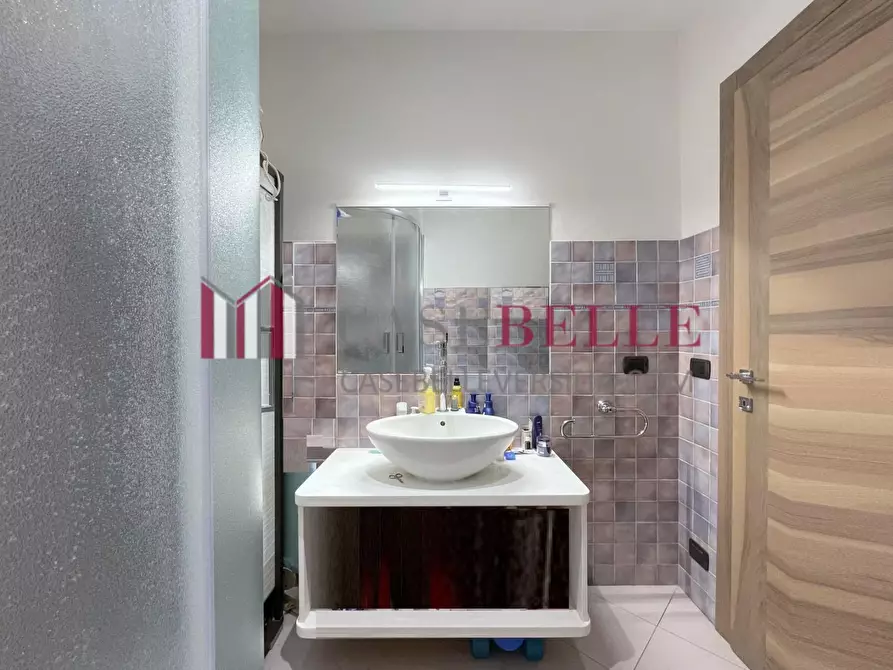 Immagine 21 di Casa indipendente in vendita  a Camaiore