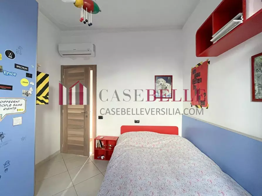 Immagine 36 di Casa indipendente in vendita  a Camaiore