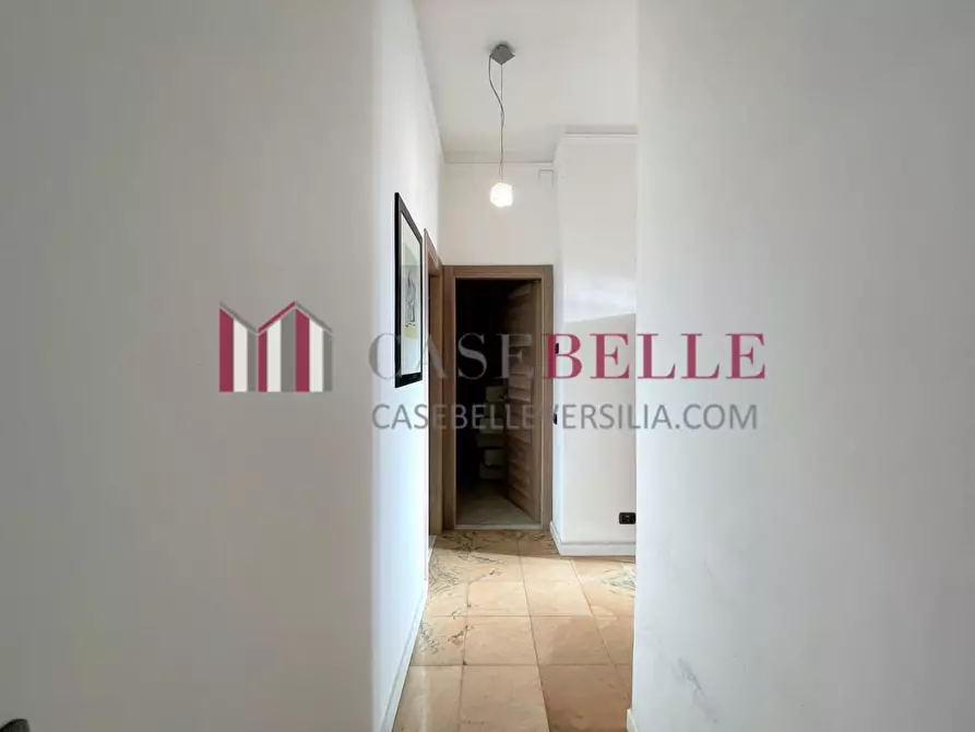 Immagine 32 di Casa indipendente in vendita  a Camaiore