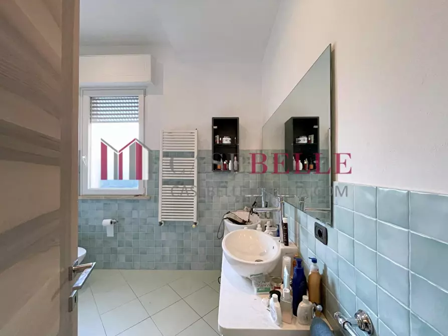 Immagine 23 di Casa indipendente in vendita  a Camaiore