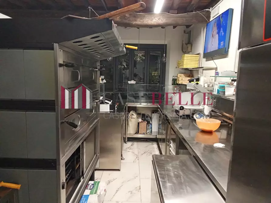 Immagine 3 di Bar / Ristorante in vendita  a Massa