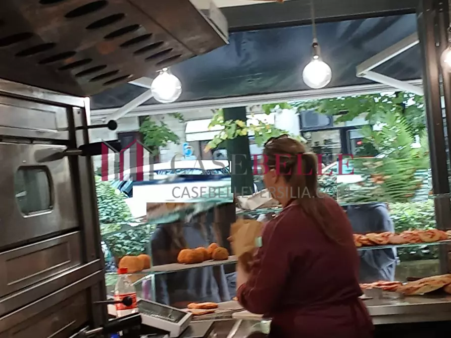 Immagine 8 di Bar / Ristorante in vendita  a Massa