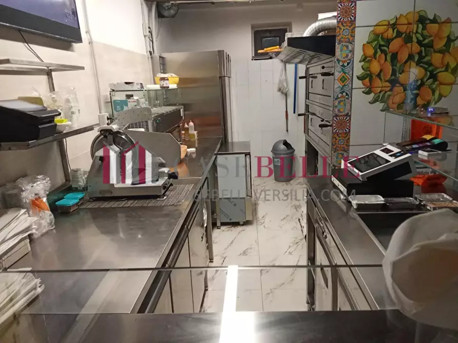 Immagine 4 di Bar / Ristorante in vendita  a Massa