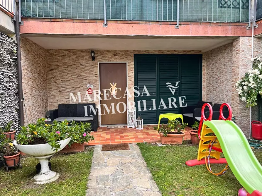 Immagine 24 di Villetta a schiera in vendita  a Podenzana