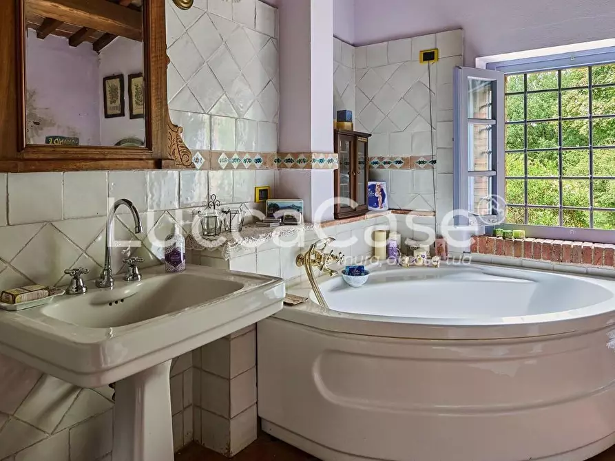 Immagine 24 di Rustico / casale in vendita  a Altopascio