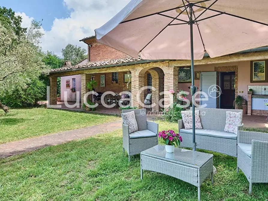 Immagine 29 di Rustico / casale in vendita  a Altopascio