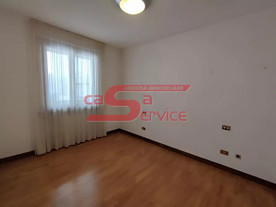 Immagine 19 di Appartamento in vendita  a Montecatini Terme