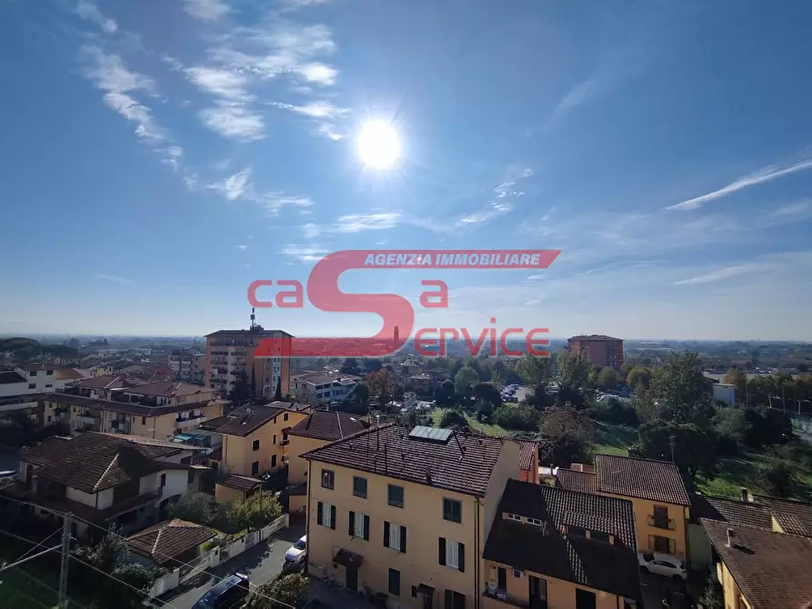 Immagine 2 di Appartamento in vendita  a Montecatini Terme