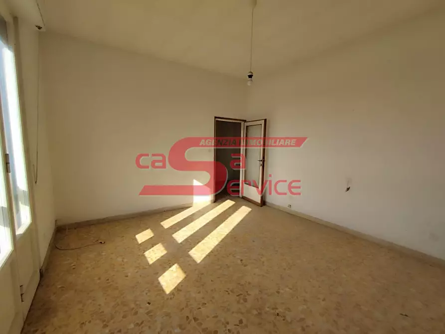 Immagine 14 di Appartamento in vendita  a Montecatini Terme