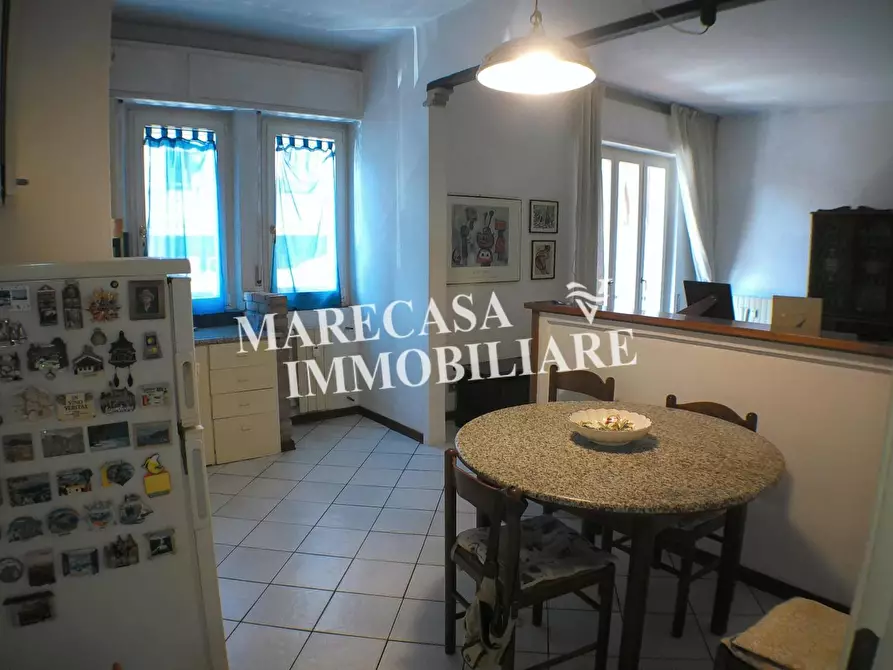 Immagine 6 di Appartamento in vendita  a Carrara