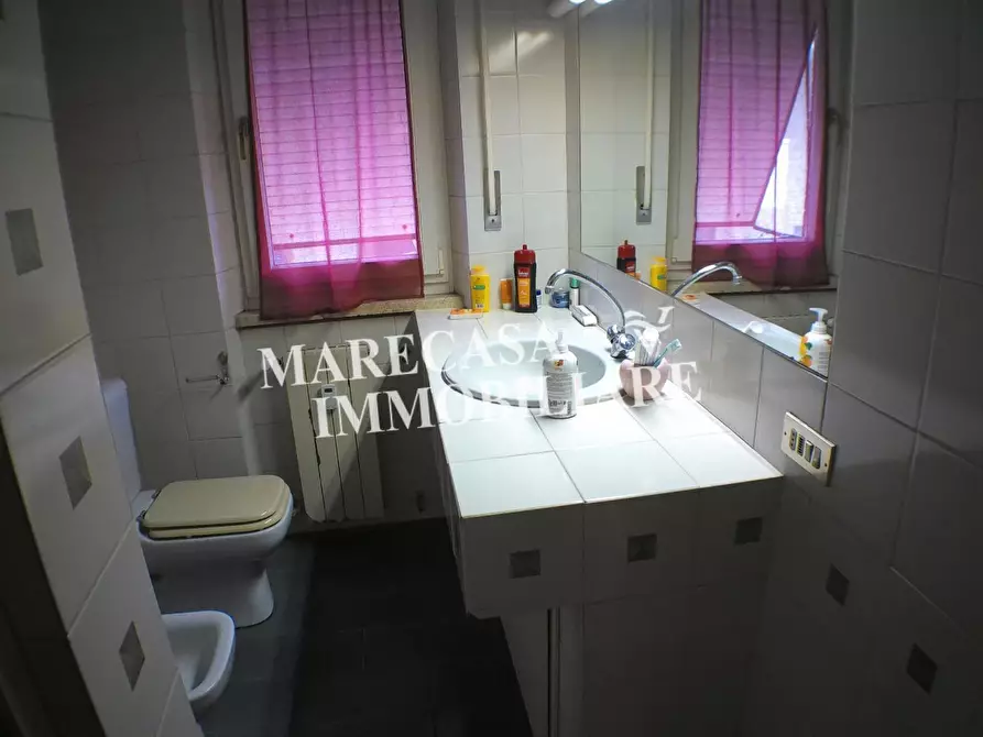 Immagine 14 di Appartamento in vendita  a Carrara