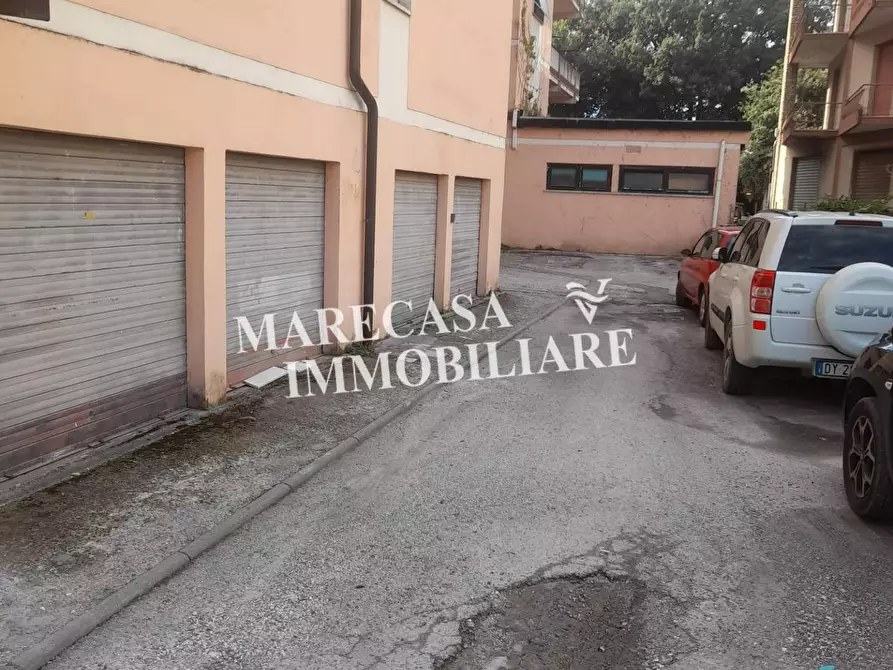 Immagine 28 di Appartamento in vendita  a Carrara