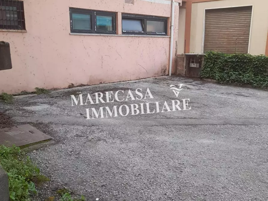 Immagine 31 di Appartamento in vendita  a Carrara
