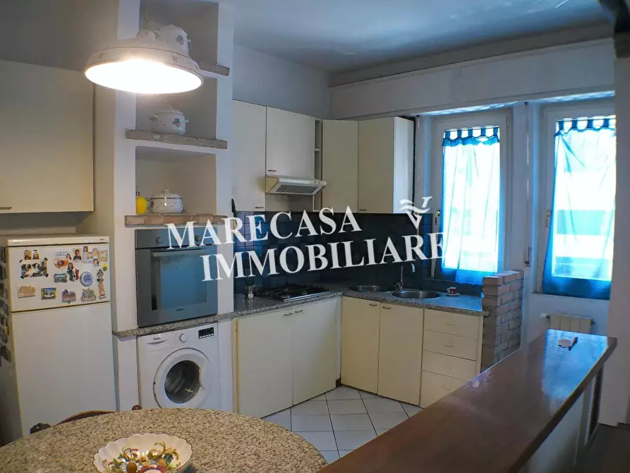 Immagine 20 di Appartamento in vendita  a Carrara
