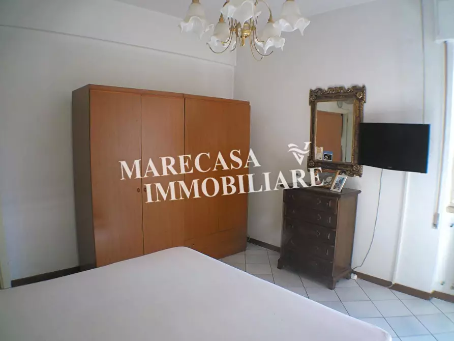 Immagine 9 di Appartamento in vendita  a Carrara