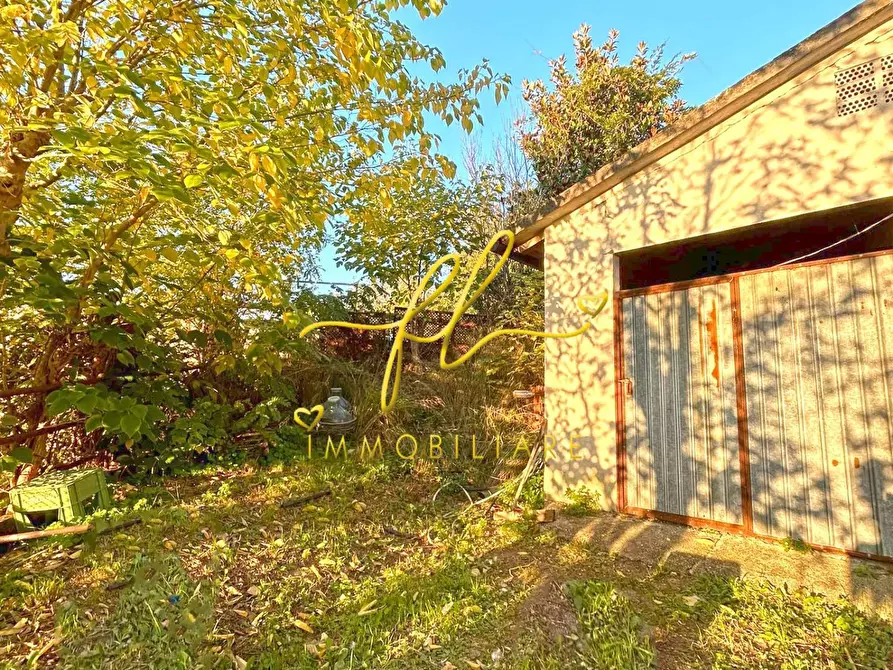 Immagine 16 di Casa indipendente in vendita  a Castellina Marittima