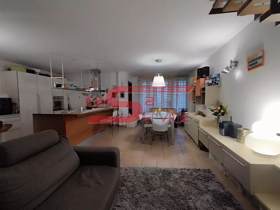 Immagine 11 di Appartamento in vendita  a Montecatini Terme