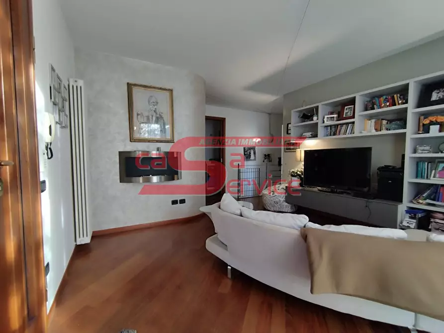 Immagine 2 di Appartamento in vendita  a Montecatini Terme