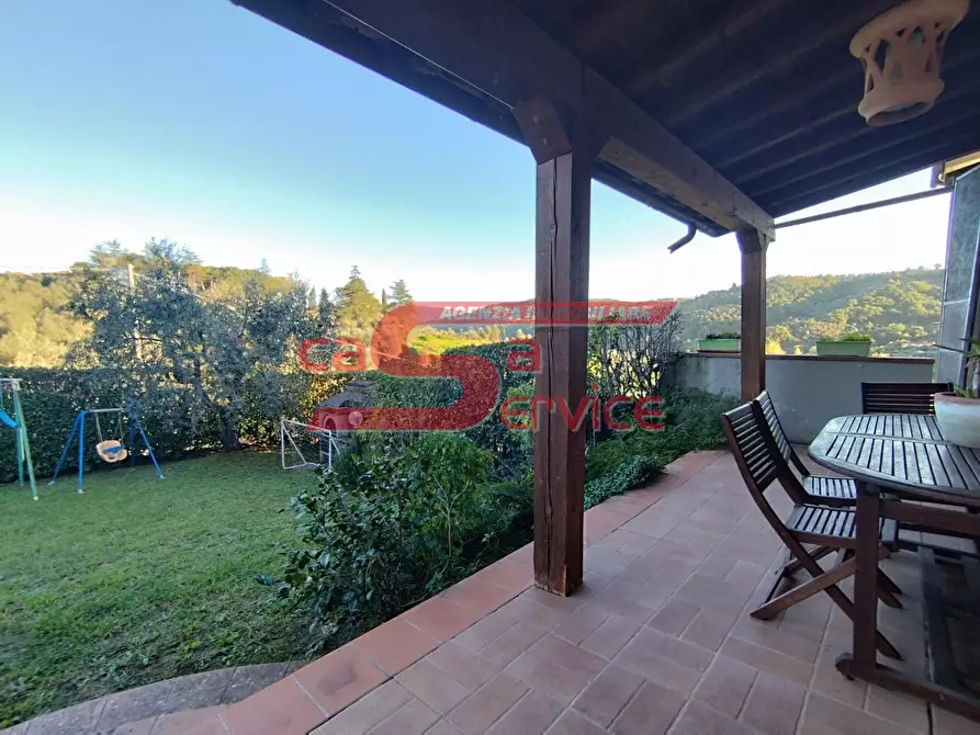 Immagine 9 di Appartamento in vendita  a Montecatini Terme