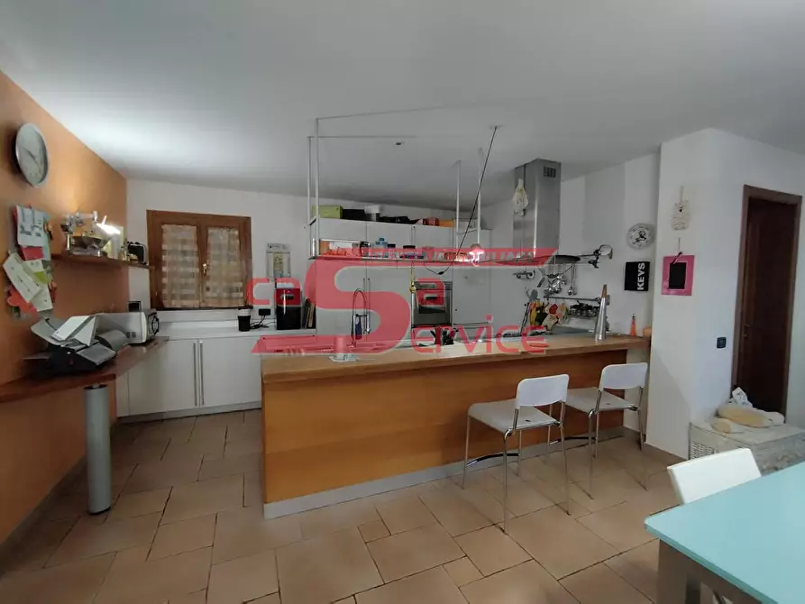 Immagine 17 di Appartamento in vendita  a Montecatini Terme