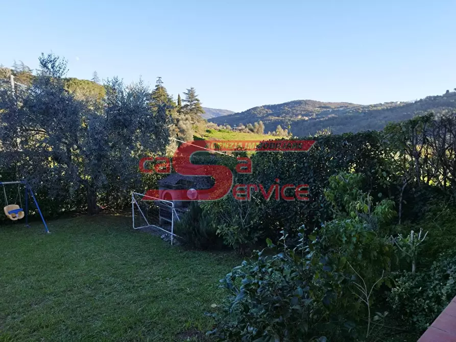 Immagine 10 di Appartamento in vendita  a Montecatini Terme