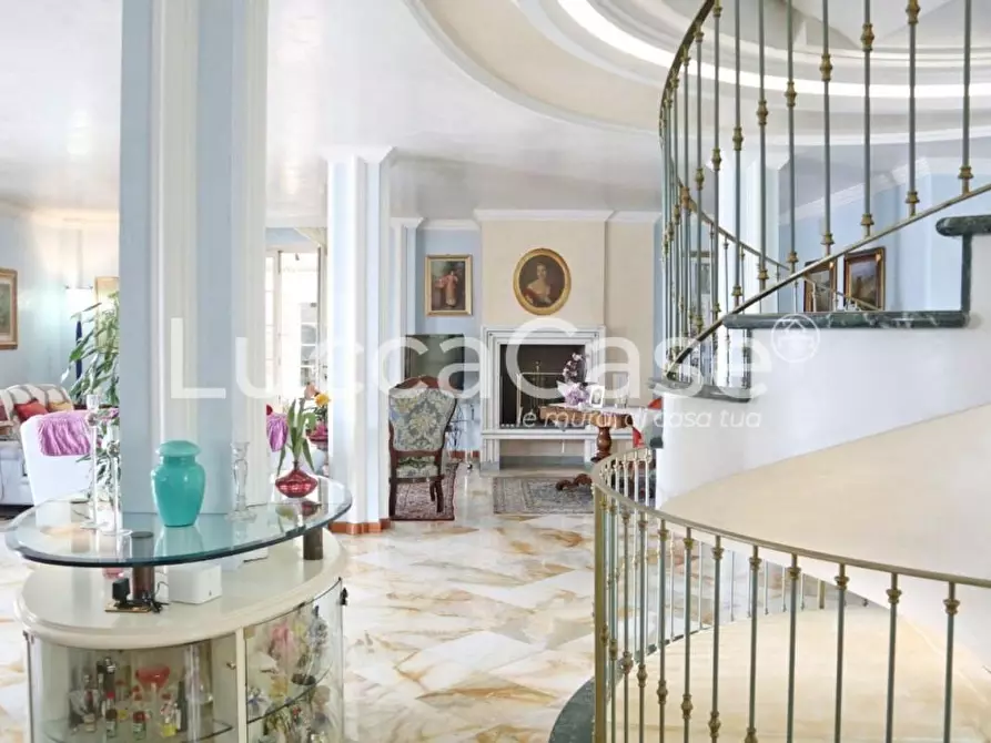 Immagine 32 di Villa in vendita  a Montecarlo