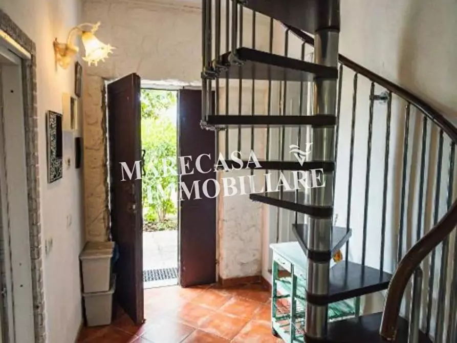 Immagine 2 di Appartamento in vendita  a Ameglia