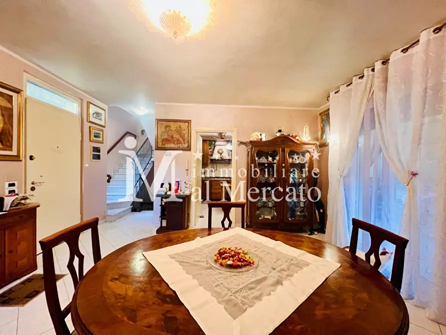 Immagine 23 di Casa bifamiliare in vendita  a Viareggio