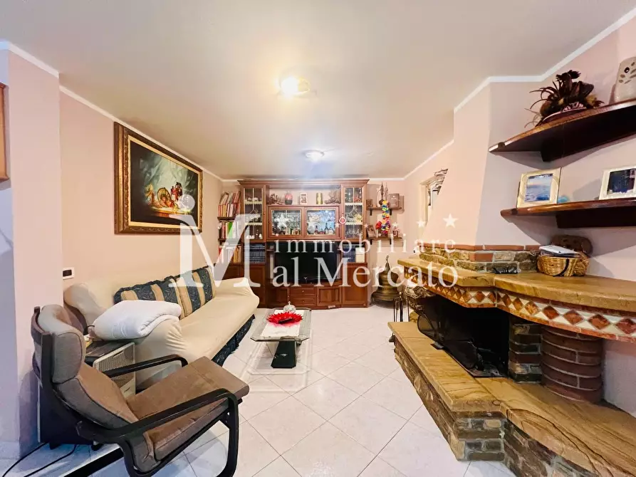 Immagine 38 di Casa bifamiliare in vendita  a Viareggio