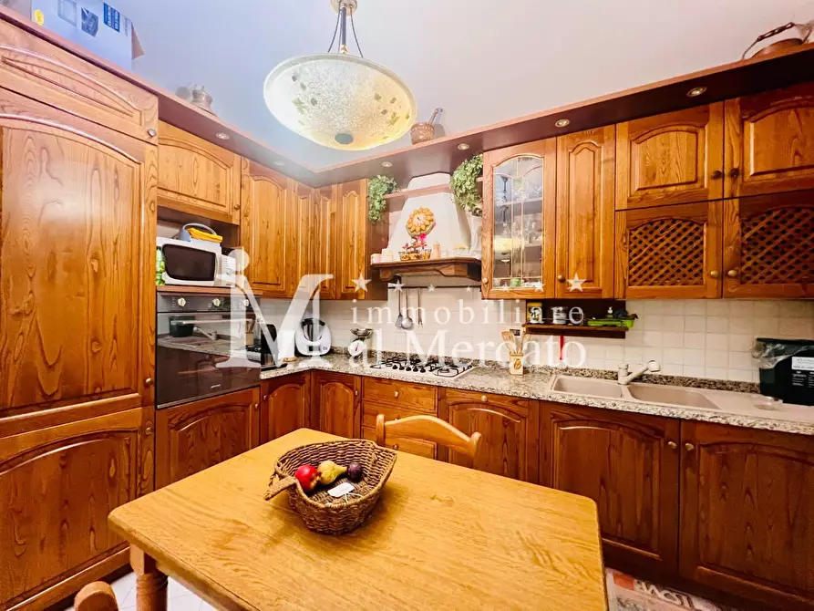 Immagine 31 di Casa bifamiliare in vendita  a Viareggio