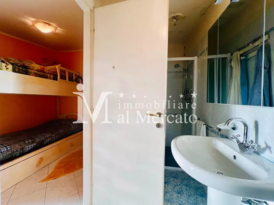 Immagine 65 di Casa bifamiliare in vendita  a Viareggio