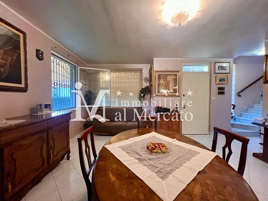 Immagine 26 di Casa bifamiliare in vendita  a Viareggio