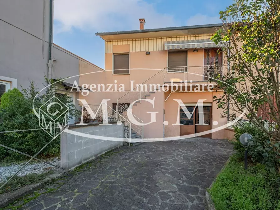 Immagine 30 di Appartamento in vendita  a Buti