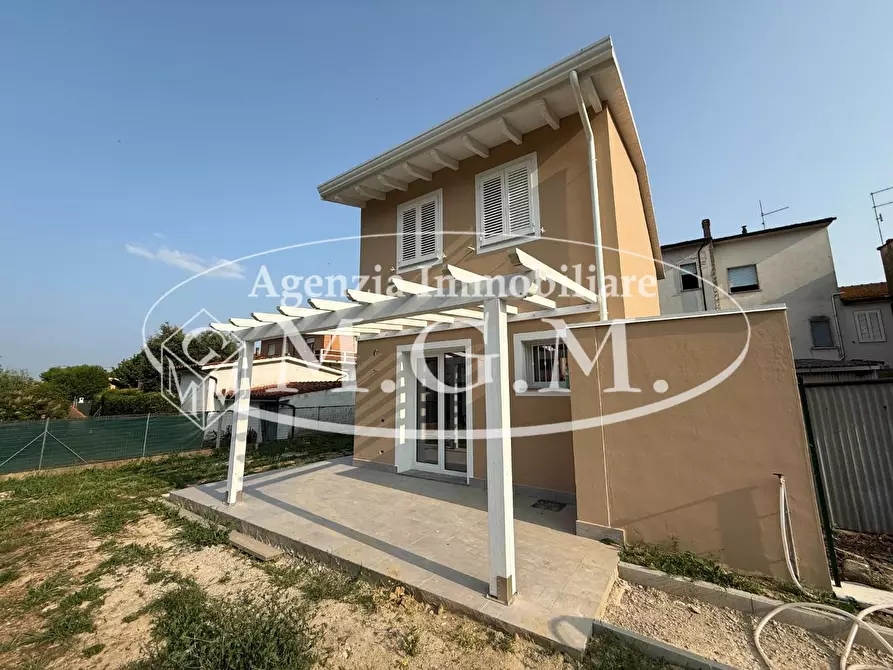 Immagine 7 di Casa indipendente in vendita  a Buti