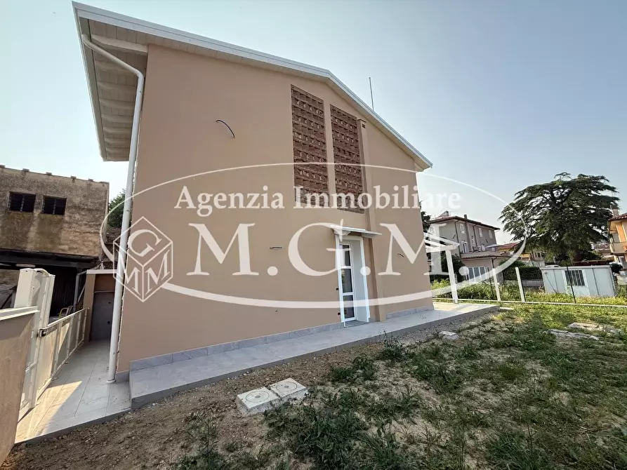 Immagine 12 di Casa indipendente in vendita  a Buti