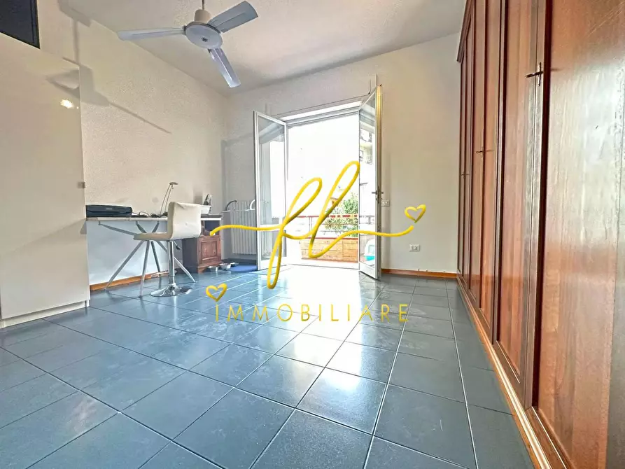 Immagine 12 di Appartamento in vendita  a Cecina